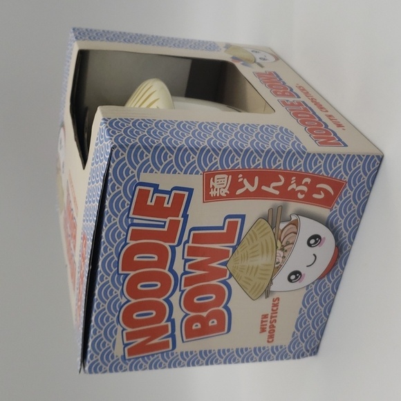510- Mad Engine Noodle Bowl With Chopsticks NWT - Picture 3 of 9